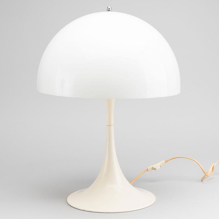 VERNER PANTON, bordslampa, "Pantella", för Louis Poulsen.
