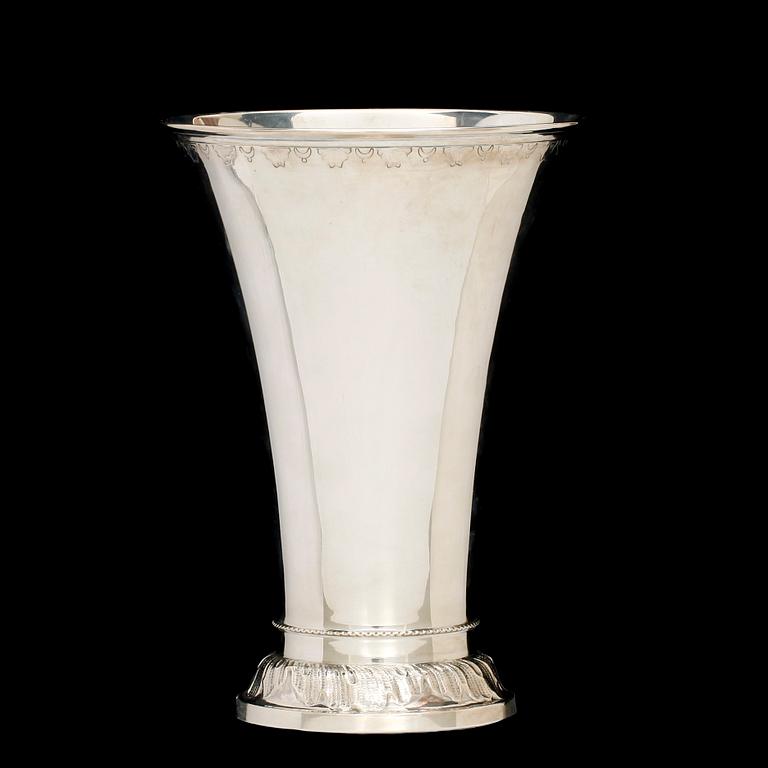 BÄGARE, silver, Malmö, 1913. Vikt 328 g.