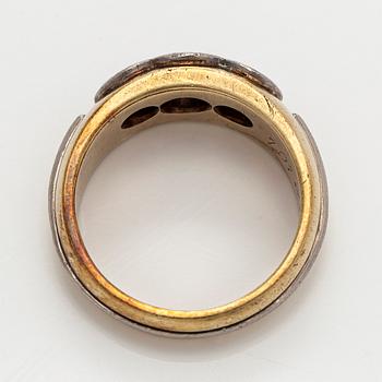 Ring, brilliant-cut diamonds, 14K gold, Norway.