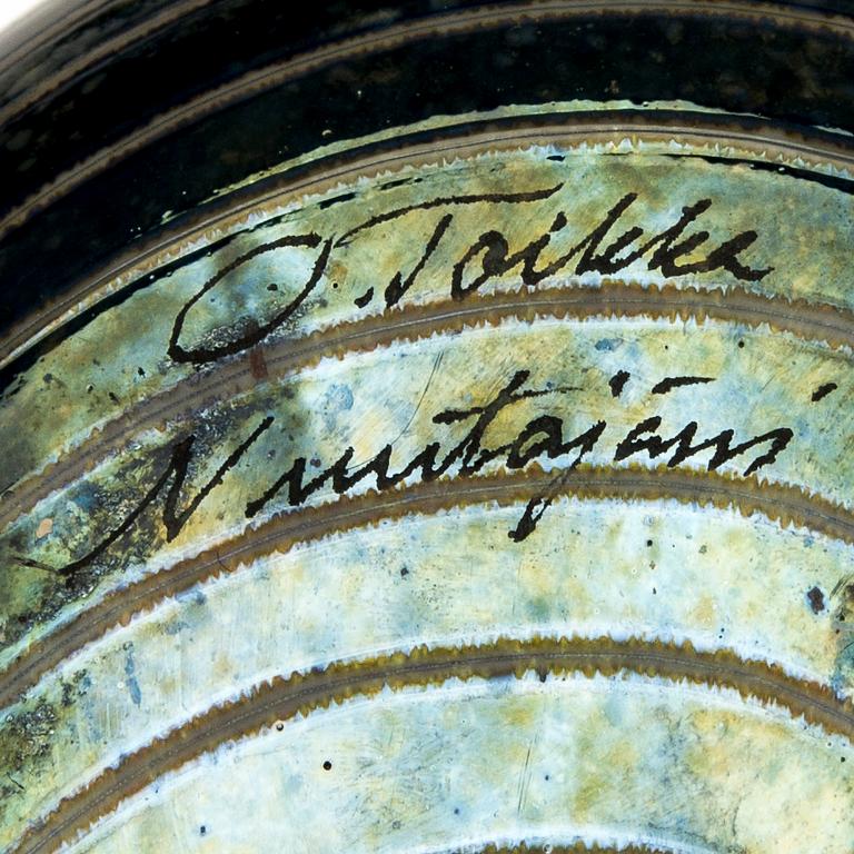 FIGURIN, 2 st, glas, signerad O. Toikka, Nuutajärvi.