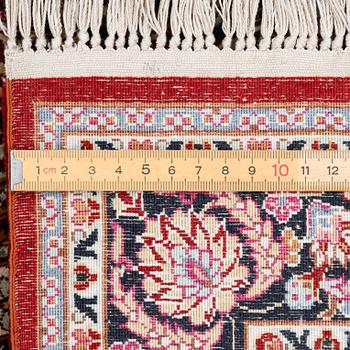 Carpet, silk, approx. 95 x 63 cm.