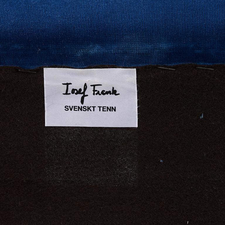 JOSEF FRANK, fåtölj med fotpall, Firma Svenskt Tenn, modell 336.