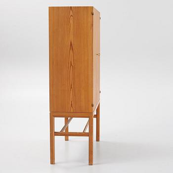 Axel Larsson, a cabinet, Svenska Möbelfabrikerna Bodafors, Sweden. 1943.