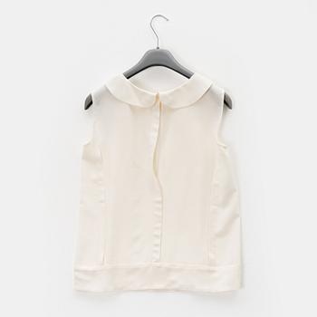 Marni, a white silk top, size 38.