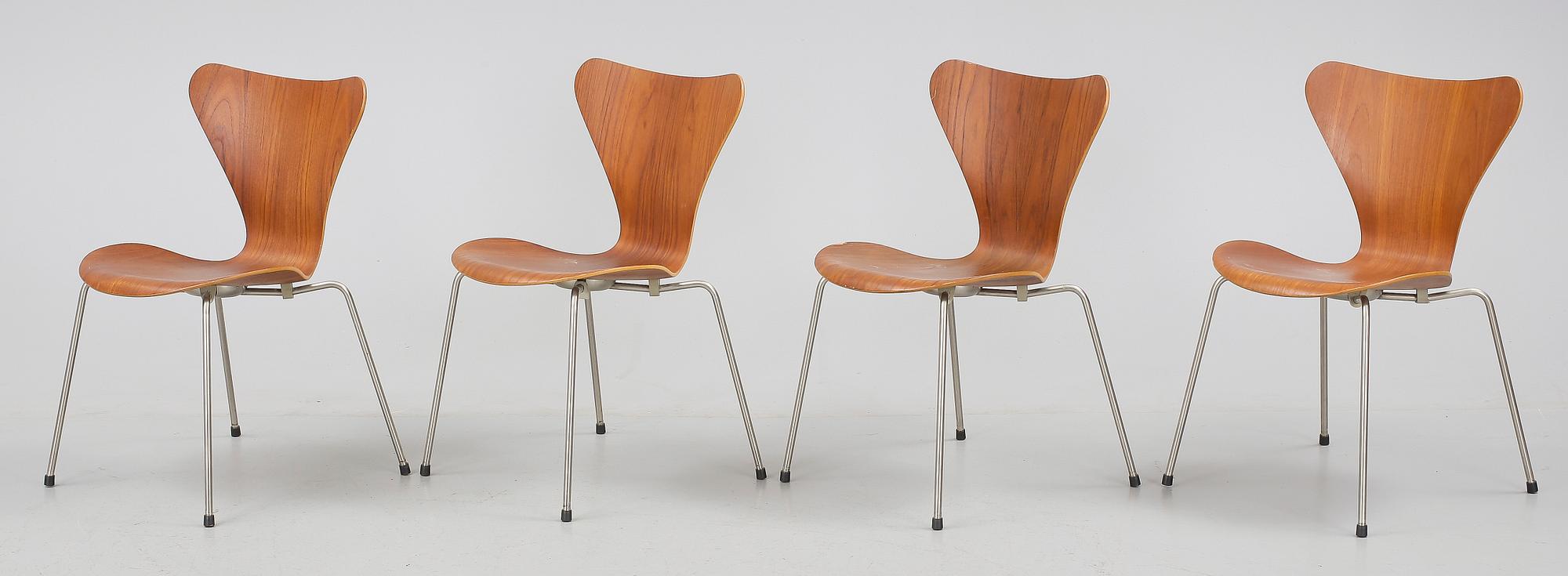 STOLAR, 4 st, "Sjuan", Arne Jacobsen för Fritz Hansen, Danmark.
