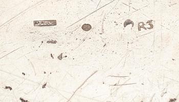 SÅSSKÅL, silver, Daniel Hällman, Stockholm 1810. Vikt ca 465,4 g.