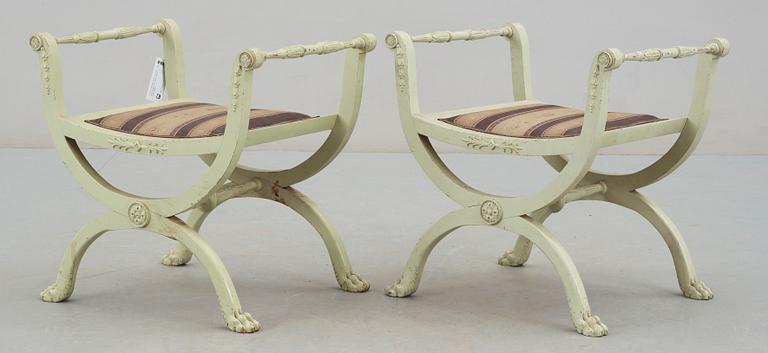 BANKETTER, ett par, sengustaviansk stil, 1800-talets andra hälft.