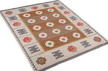 Alice Wallenbäck, a flat weave carpet, Sweden, ca 228 x 170 cm.