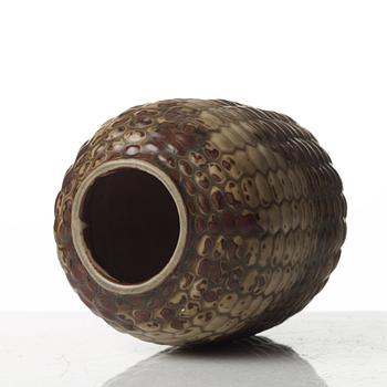 Axel Salto, vas, "Knoppande stil", Royal Copenhagen, Danmark.