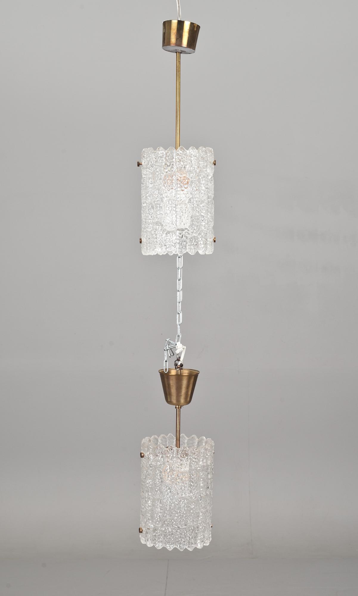 TAKLAMPOR, ett par. Carl Fagerlund, Orrefors. 1900-talets andra hälft.