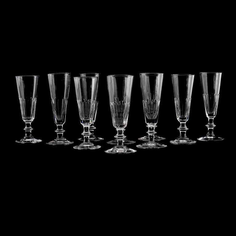 CHAMPAGNESTRUTAR, 10 st snarlika, glas, 1800-talets andra hälft.