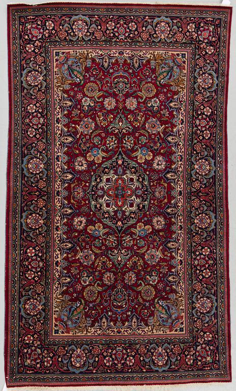 MATTA, semiantik, Keshan. Ca 211x126 cm.