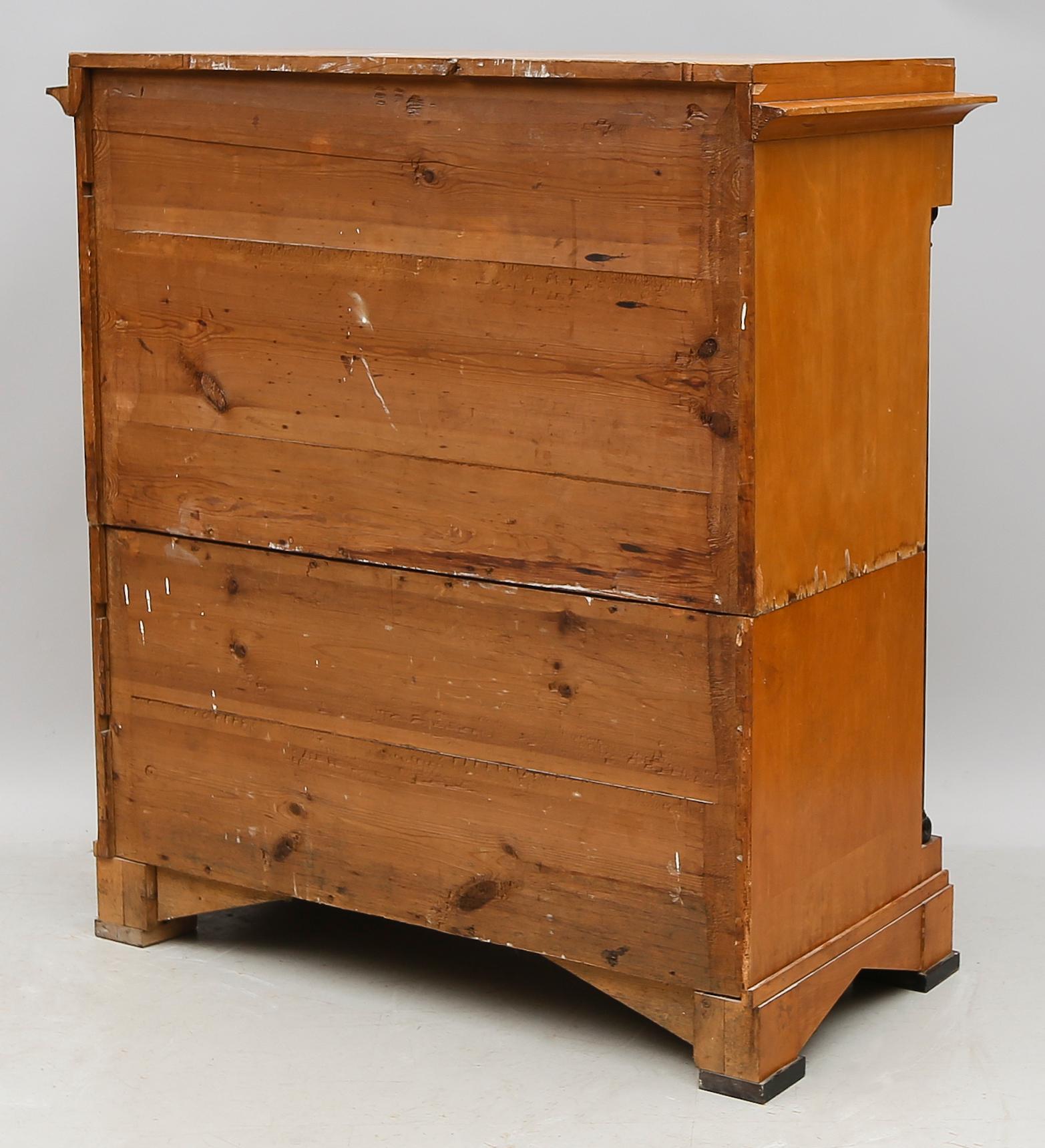 CHIFFONJÉ, Karl-Johan, 1800-talets mitt.