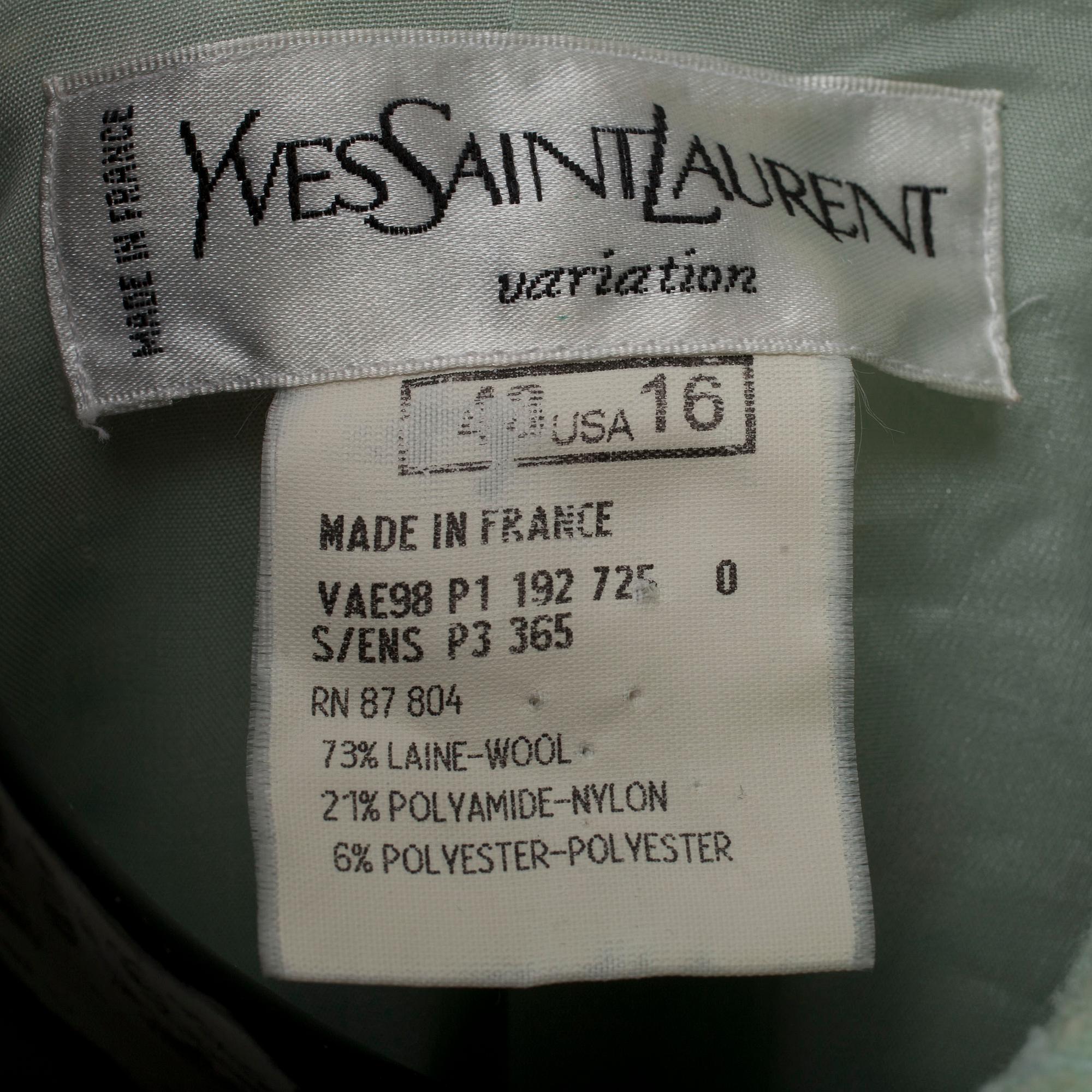 KAVAJ, Yves Saint Laurent.