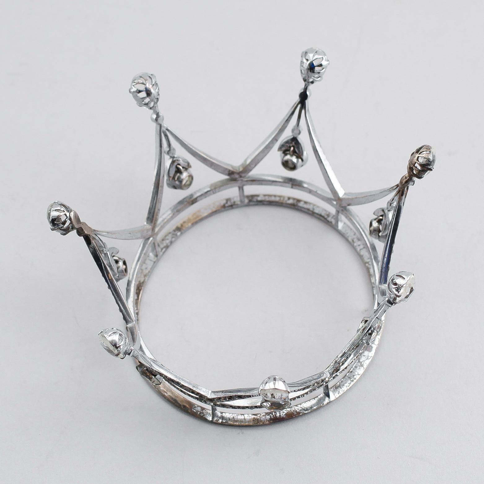 BRUDKRONA, sterlingsilver, pastestenar.