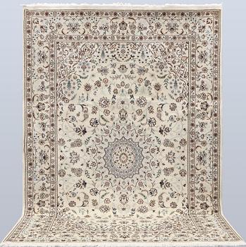 Matta, Nain part silk, 305 x 204 cm.
