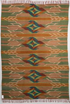 LAILA KARTTUNEN, A 1920s Finnish flat weave carpet for Wetterfoff. Circa 318x210 cm.