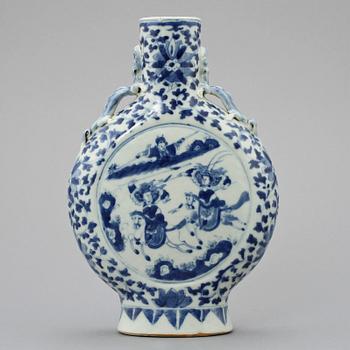 PILGRIMSKRUS, porslin, Kina, 1800/1900-tal.