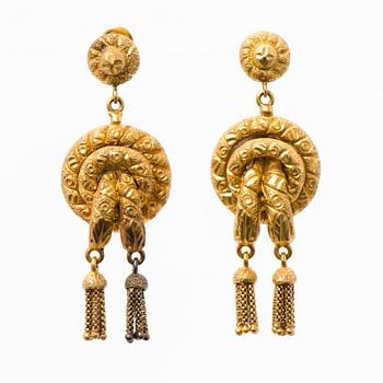 A PAIR OF EARRINGS, 14K gold.