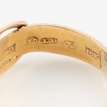 Ring, in the form of a serpent, 18K gold.