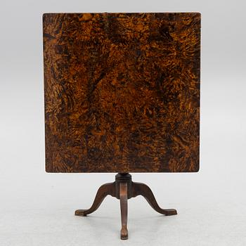 A folding table, Mälardalen, first half of the 19th century.
