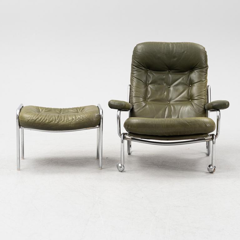 A leather easy chair with ottoman 'Relax', Göte Möbler, Nässjö, 1970/80s.