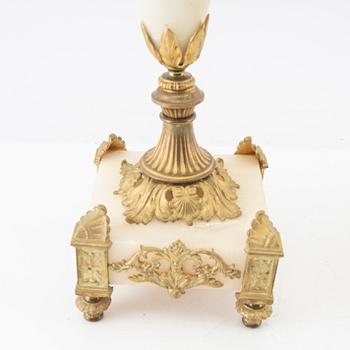 kandelabrar ett par sent 1800-tal.