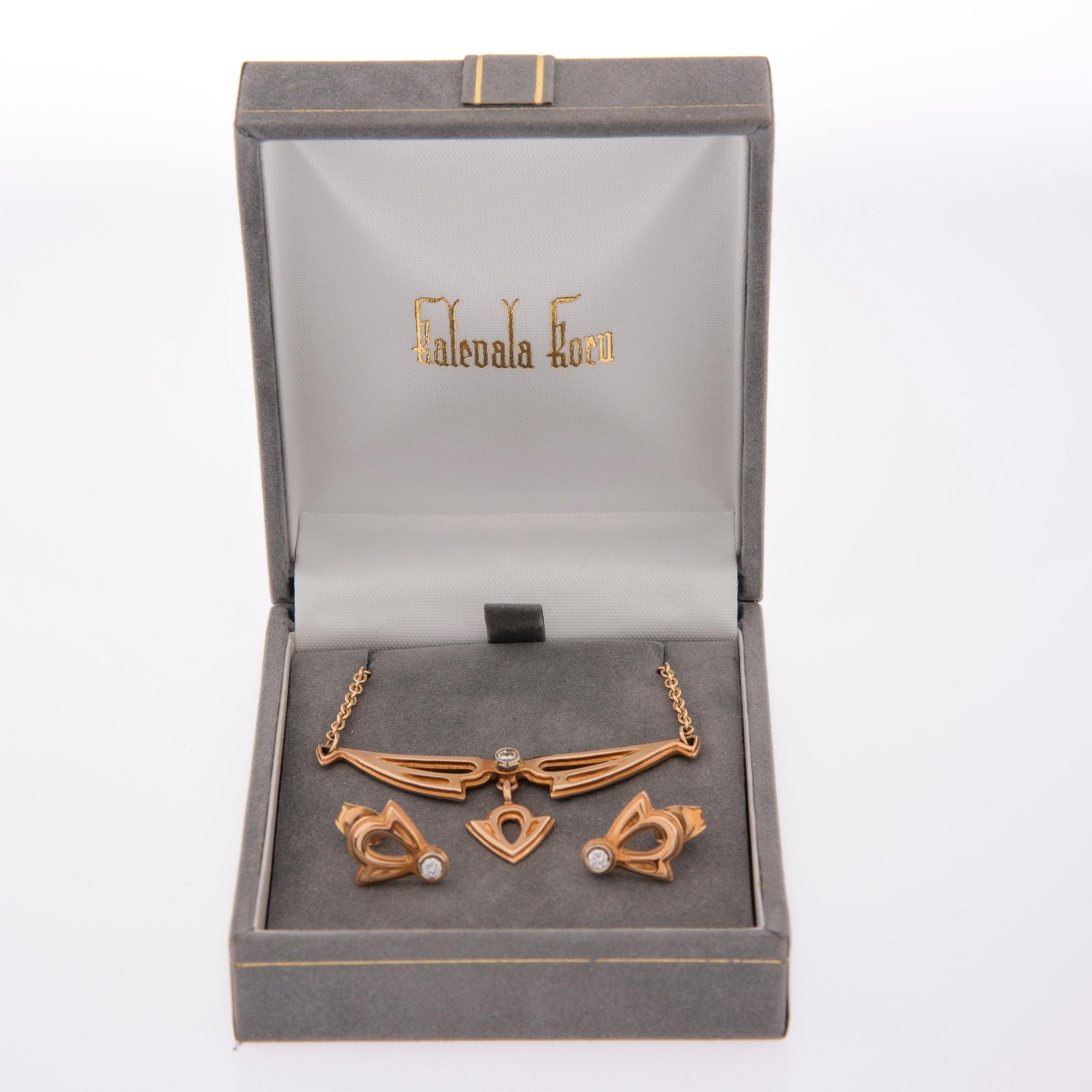 COLLIER och ÖRHÄNGEN, Tony Granholm, Kalevala Koru 2000. 14K guld, briljantslipade diamanter.