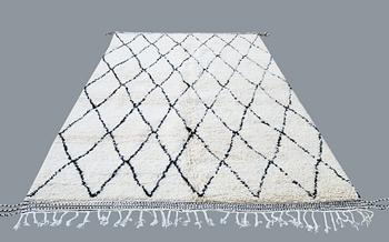 Matto, Morocco, ca 310 × 215 cm.