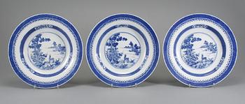 TALLRIKAR, 4 st, porslin, Kina, Jiaqing (1796-1820).