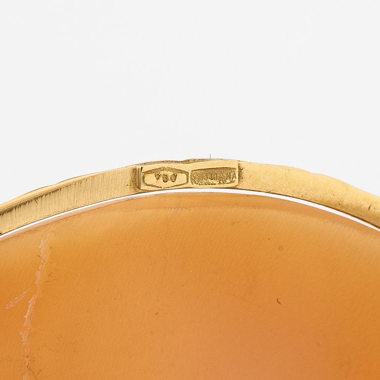 Hänge, 18K guld, snäckskalskamé. Basilio Liverno.