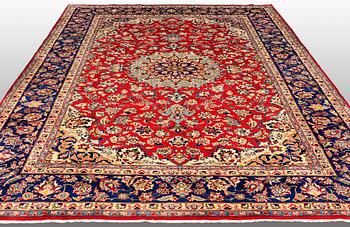 A carpet, Najafabad, ca 371 x 274 cm.