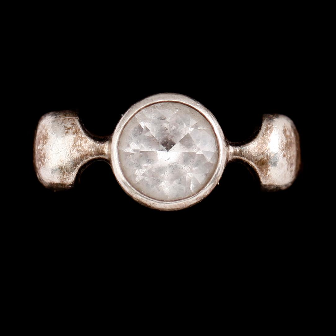 SAMLING SMYCKEN, silver och bergkristall, 7 delar, 1900-talets andra hälft. Vikt ca 83 g.