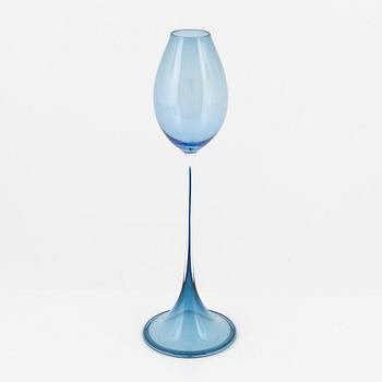 Nils Landberg, a 'Tulip' glass cup, Orrefors, Sweden 1950s.