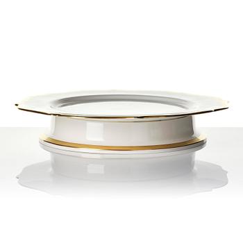 Karin Björquist, Gunnar Cyrén & Ingrid Dessau, a 316-piece “Nobel” service, comprising porcelain, cutlery, glassware and napkins.