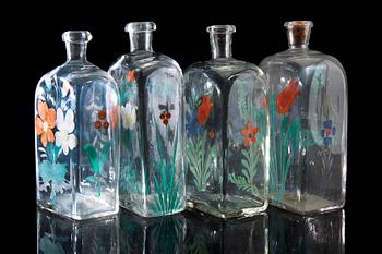 Snaspflaskor samt glas 7+11 st 1900-talets början.