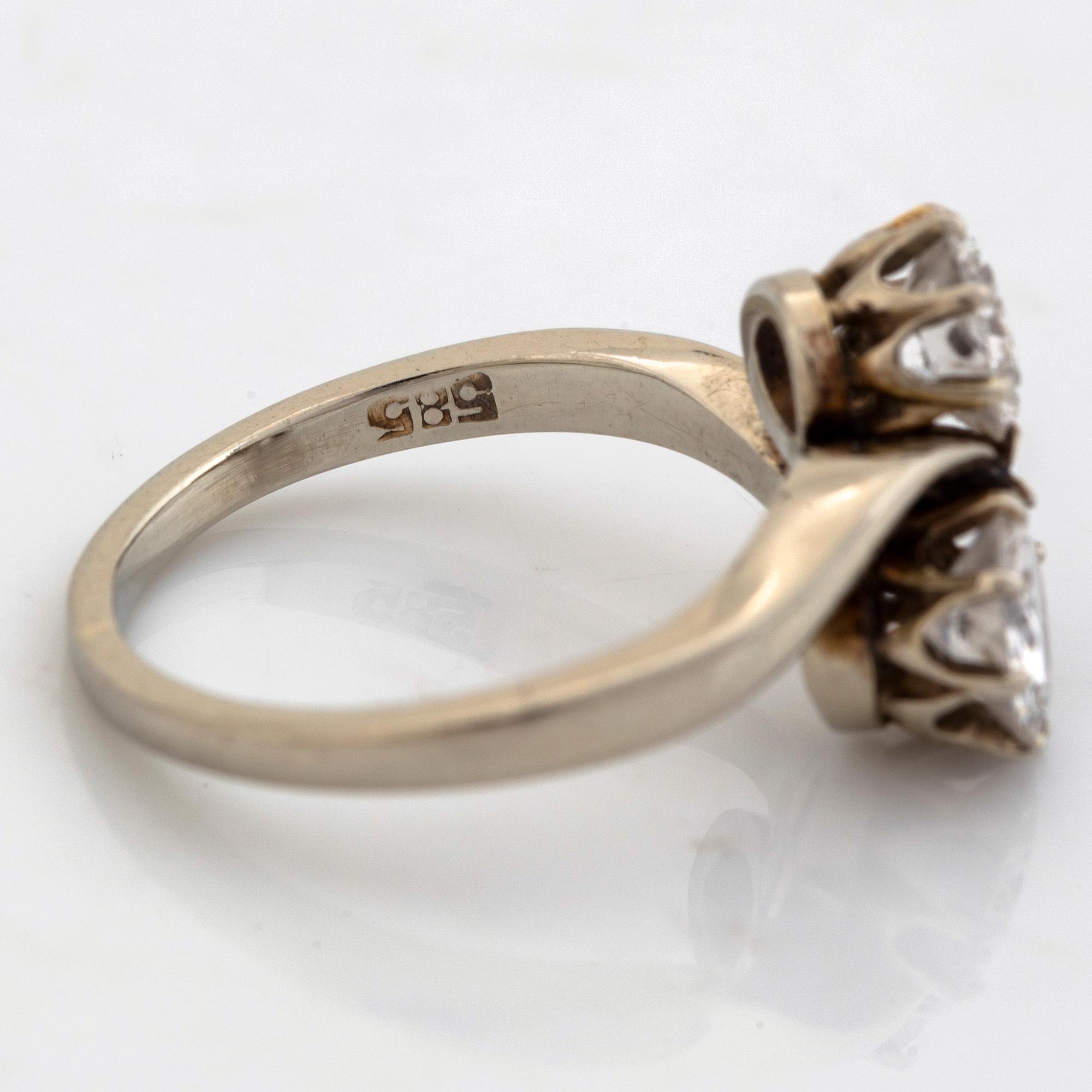 Old cut diamond 'toi et moi' ring.