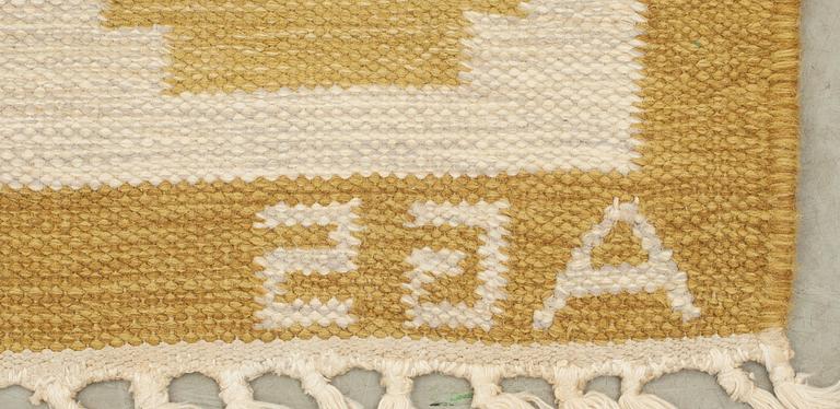 MATTA, rölakan,"Krabba" monogramsignerad AGS, (Anna-Greta Sjöqvist),205x140 cm.