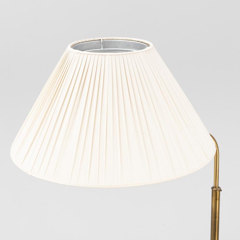 Josef Frank, golvlampa, modell 2368, "Stora Kamelen", Firma Svenskt Tenn.
