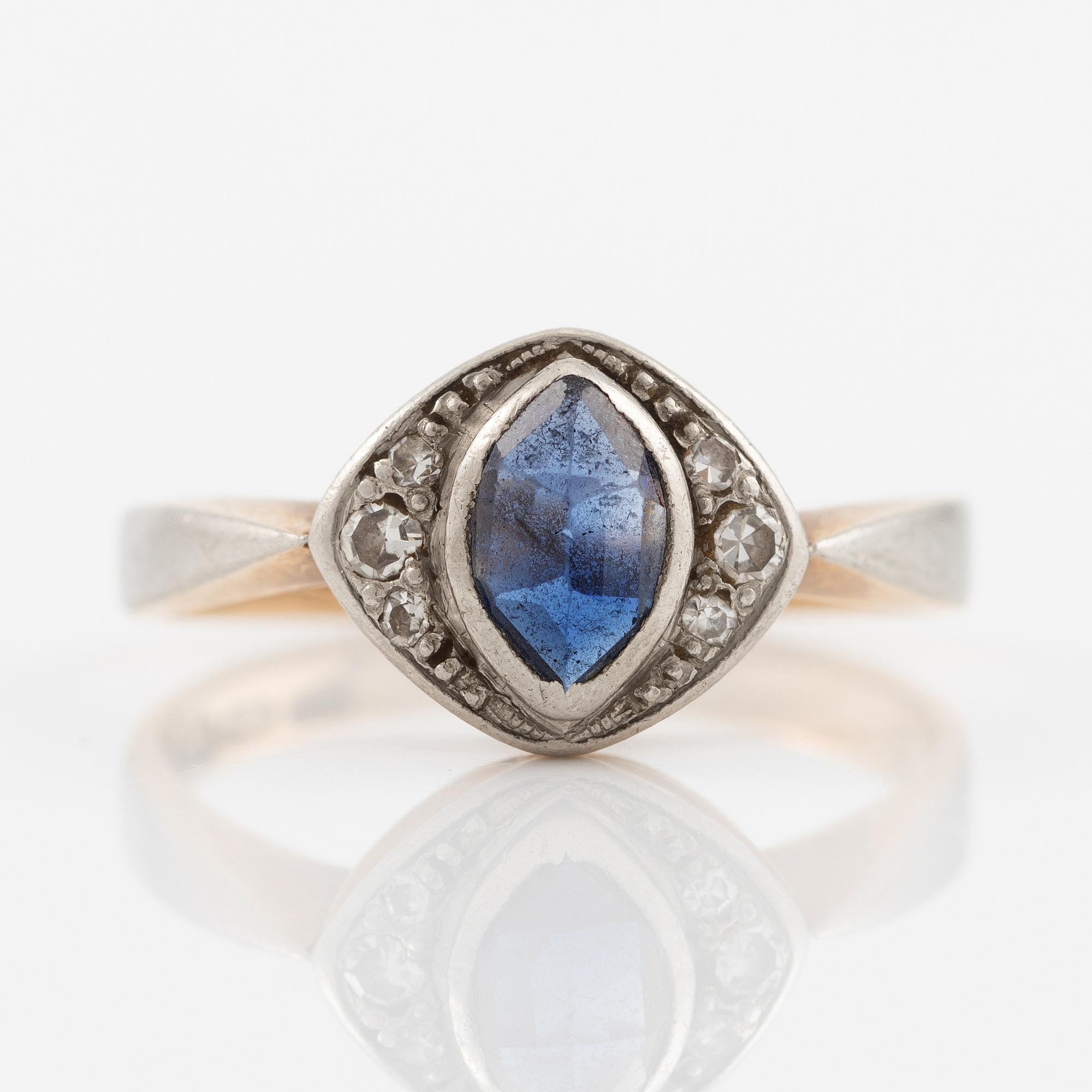 Ring 14K gold with sapphire and small octagon-cut diamonds, Veikko Kalevi Piirainen, Finland.