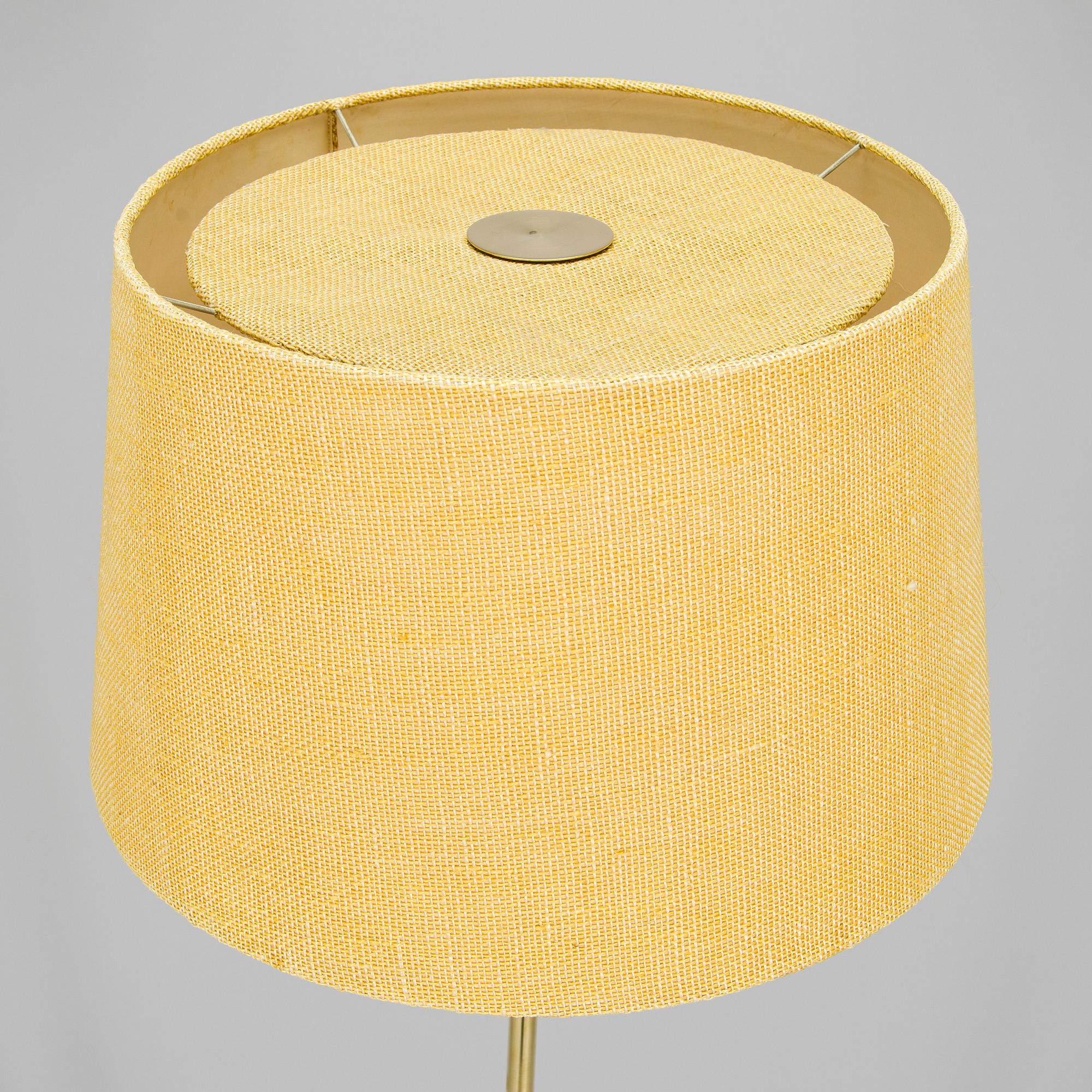 Lattiavalaisin, 1900-luvun puoliväli.