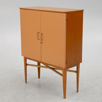 Nordiska Kompaniet, a silver cabinet, 1939.