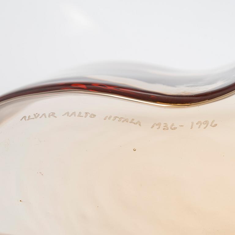 Alvar Aalto, vas, glas, "3030", 60-års jubileumsvas, signerad Alvar Aalto Iittala 1936-1996.