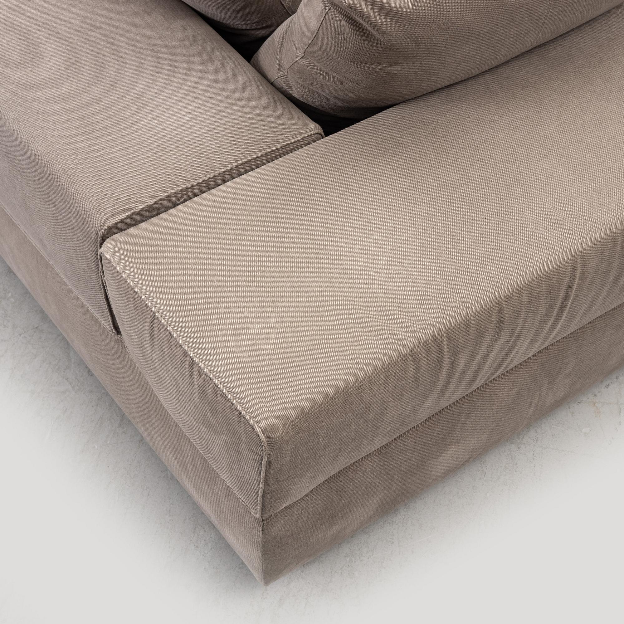 Hannes Wettstein, modulsoffa, 4 delar, "Turner", Molteni, Italien.