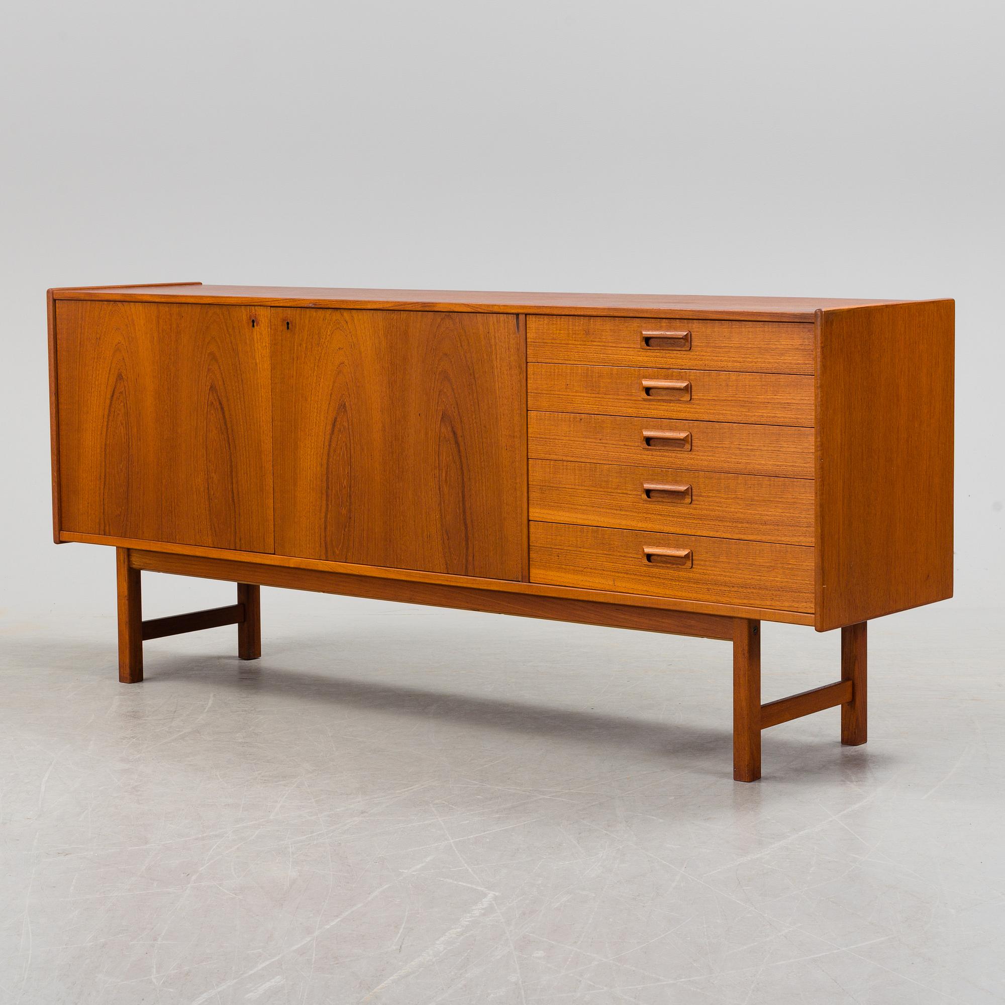SIDEBOARD, teak, 1960s.