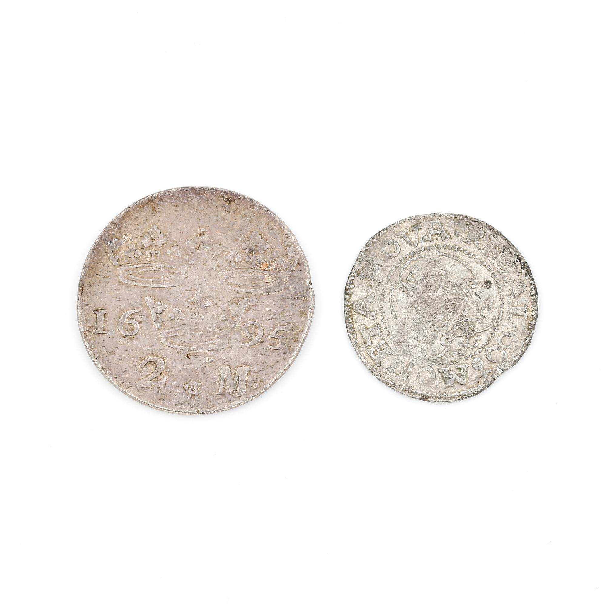 SILVERMYNT, 2 st, 1/4 Mark, Erik XIV, Reval 1566 resp 2 Mark, Karl XI, 1695. Ca 12 gram.