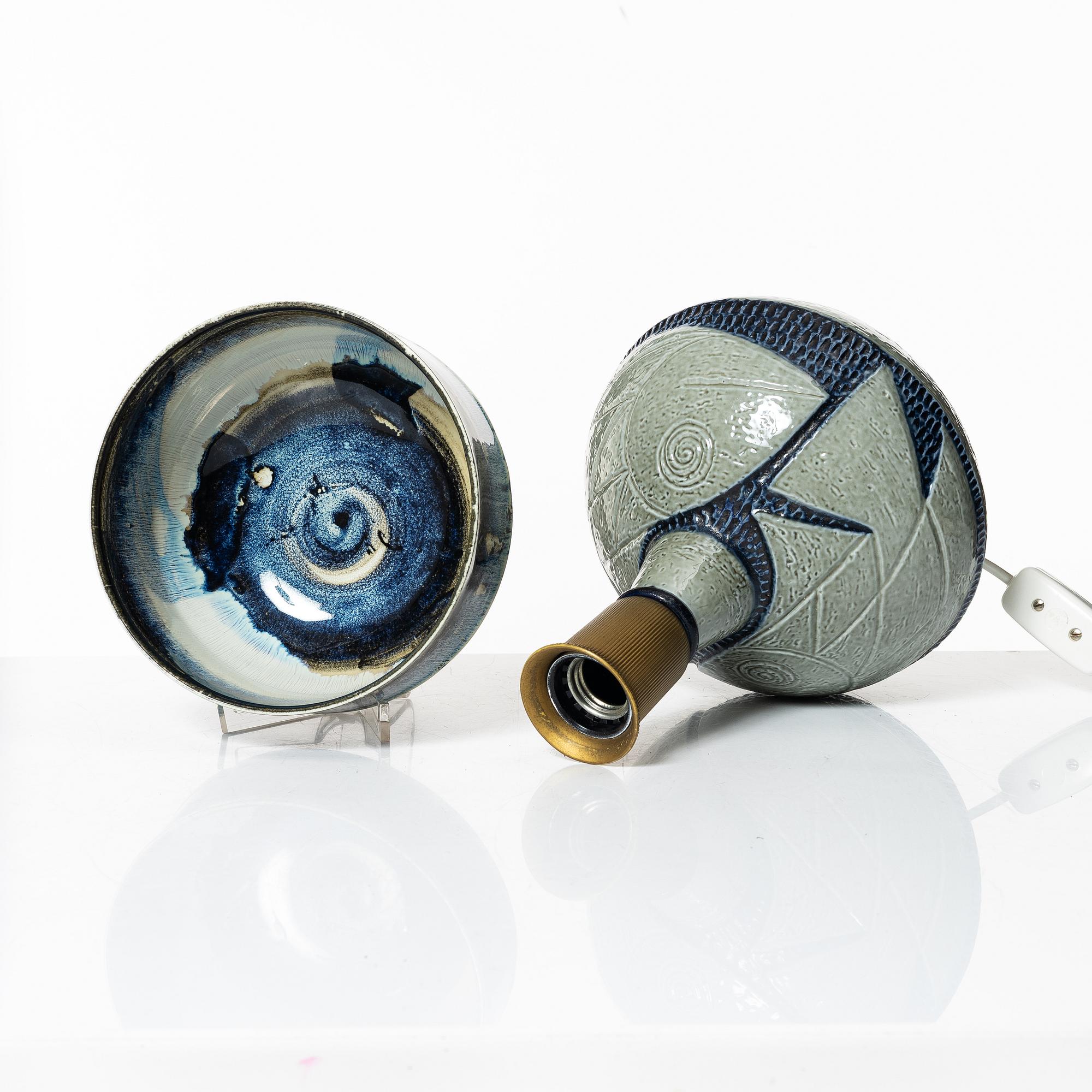 Carl-Harry Stålhane, bowl and Charlotte Hamilton, table lamp, stoneware, Rörstrand.