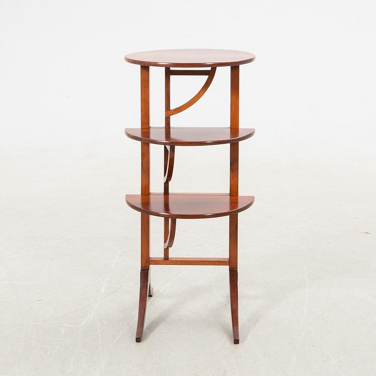 Fällbord, s.k. butterfly table England, 1800-tal.