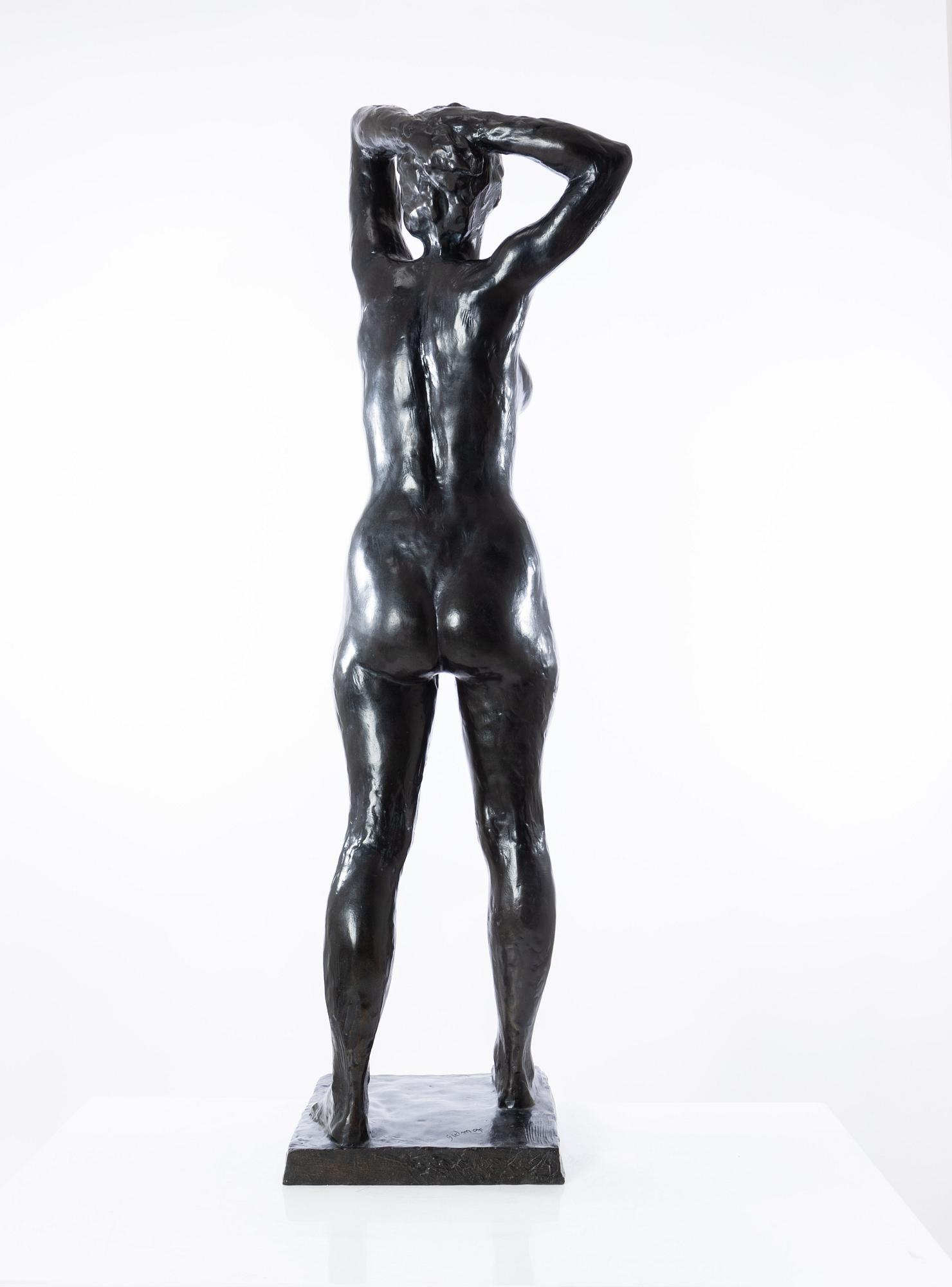 Gudmar Olovson, skulptur. Signerad. Numrerad. Gjutarstämpel. Brons, höjd 132 cm, längd 40 cm.
