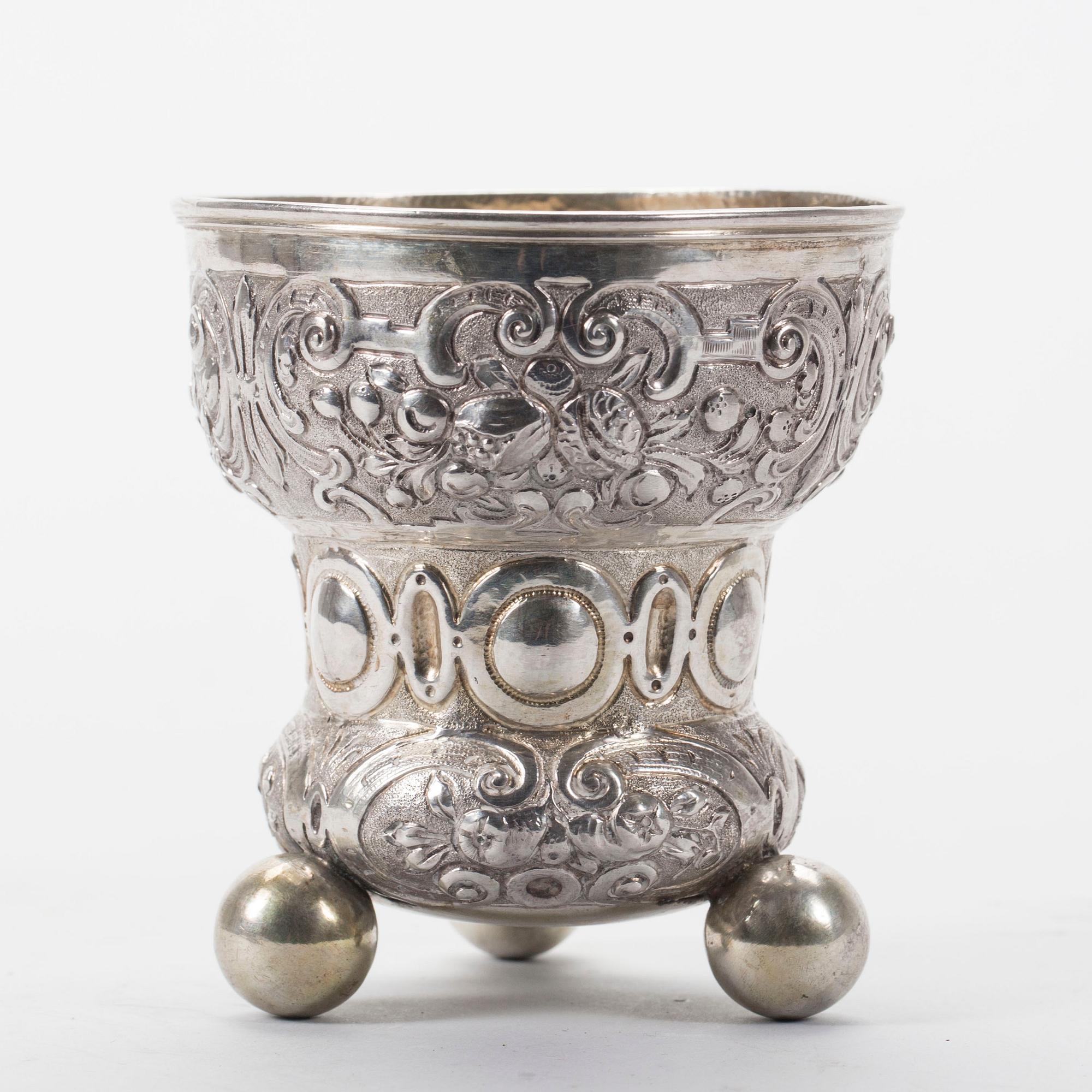 BÄGARE, silver. 1800-tal/1900-tal. Vikt 180 gram.